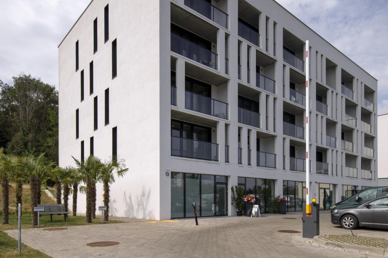 Urban Jungle Apartments By Reside Baltic VNO Exterior foto